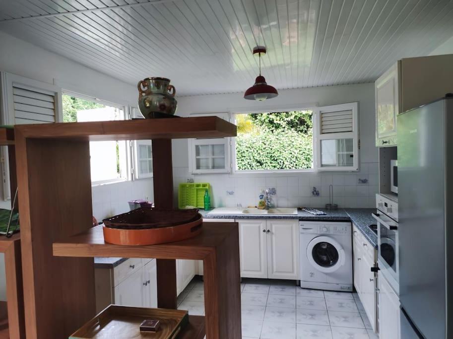 Villa Familiale Avec Piscine Le Marin Bagian luar foto